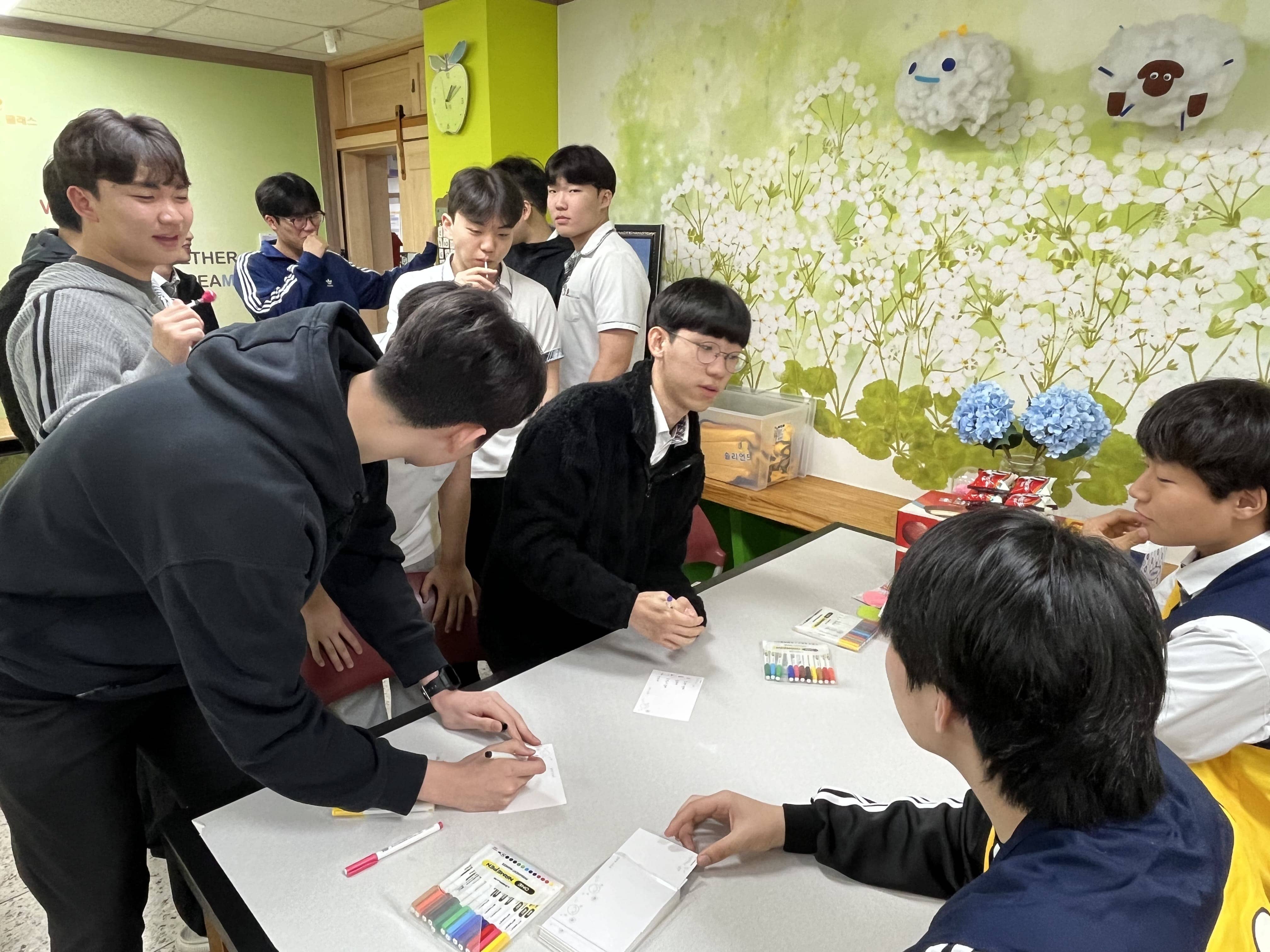 생명존중교육 및 상담주간 행사-3.jpg